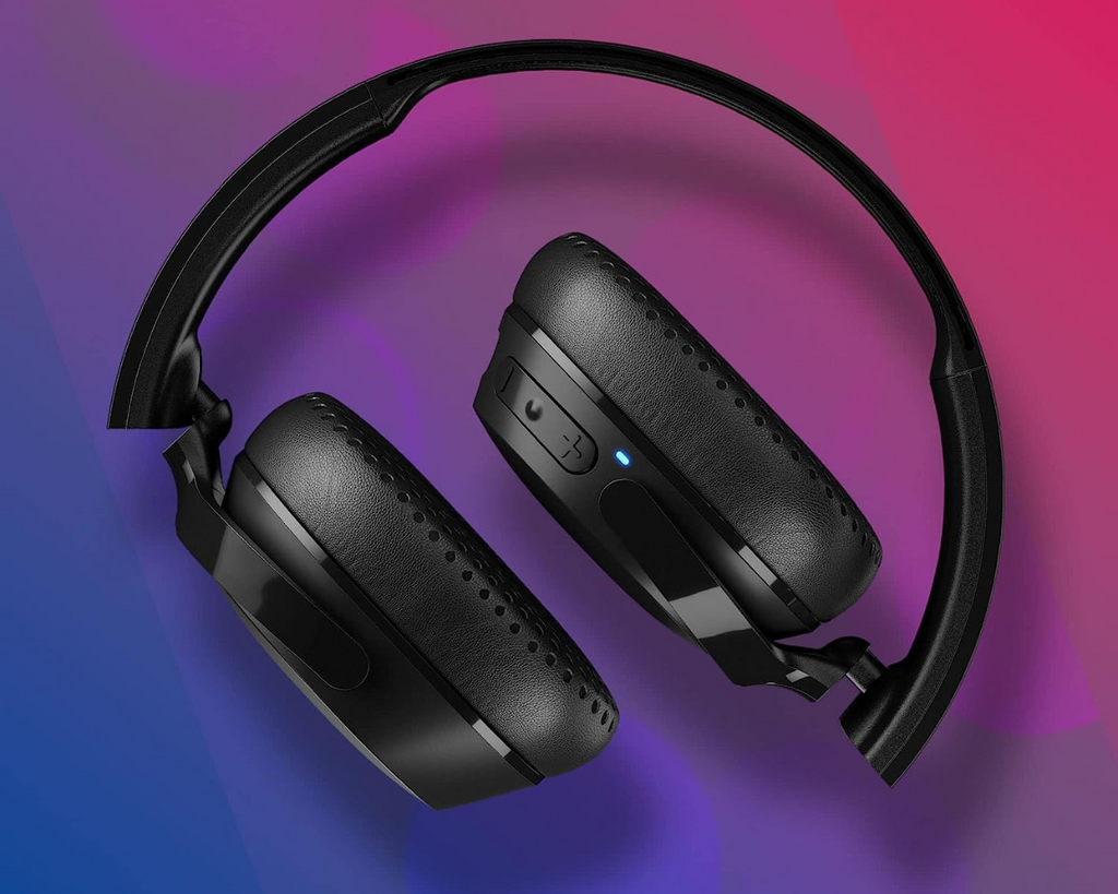 Skullcandy Riff Wireless 2 On Ear Headphones in Pakistan.